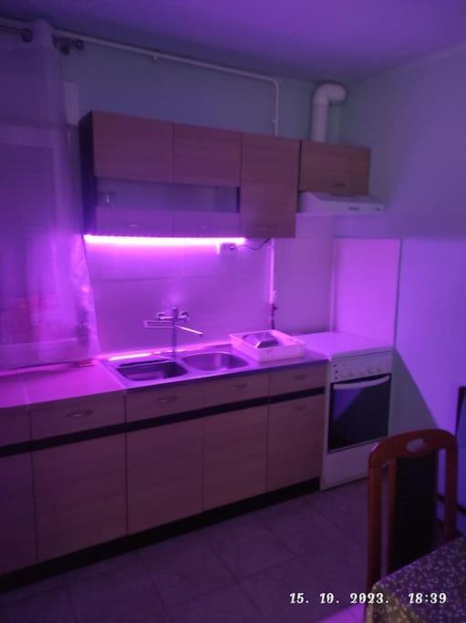 Nina Apartma
